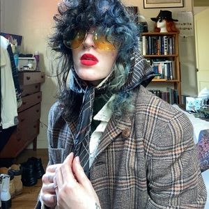 Meet your Posher, Anya